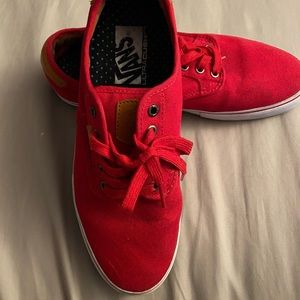 Vans - red